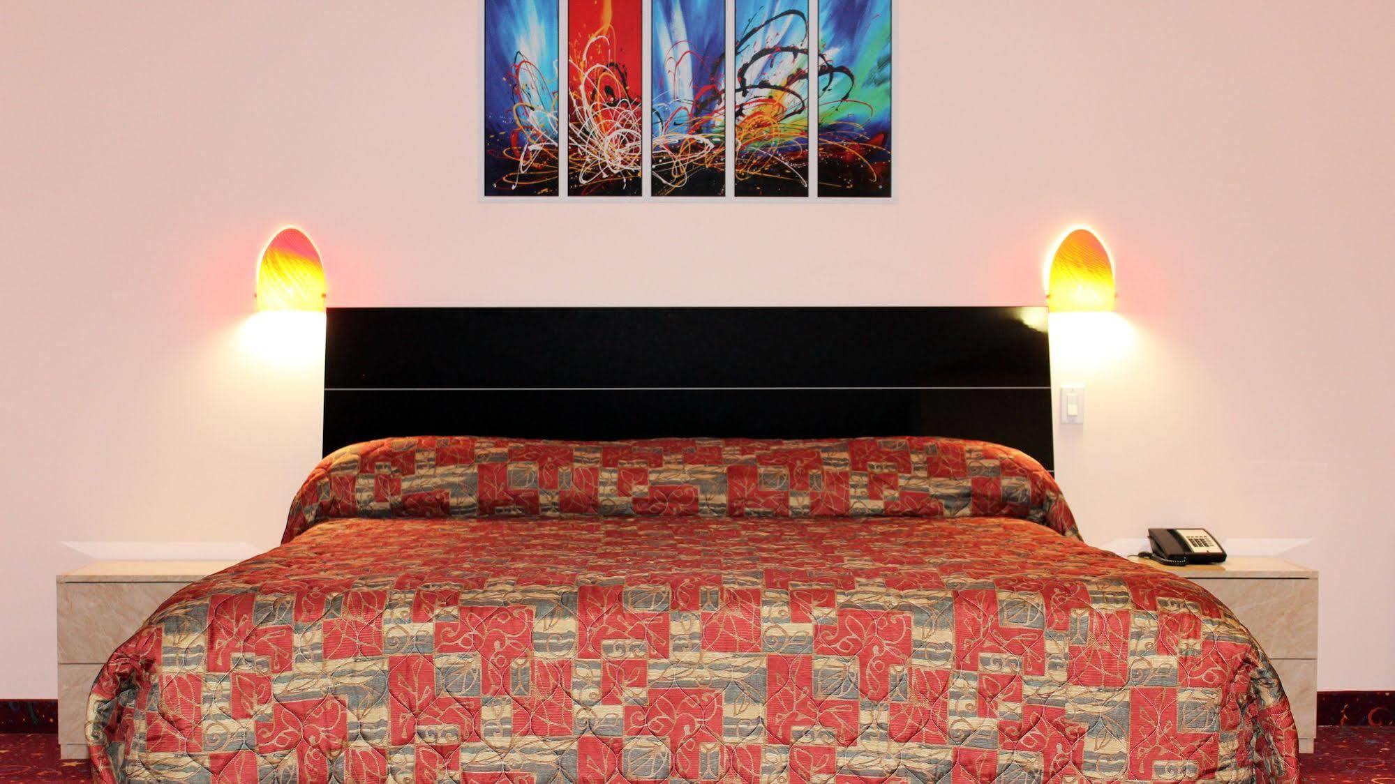 Crystal Star Inn Edmonton Airport With Free Shuttle To And From Airport Leduc Kültér fotó
